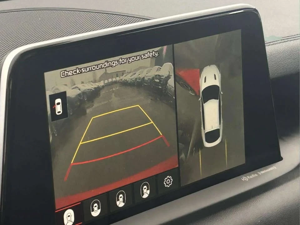 2020 Kia Stinger GT - Image 18 of 18