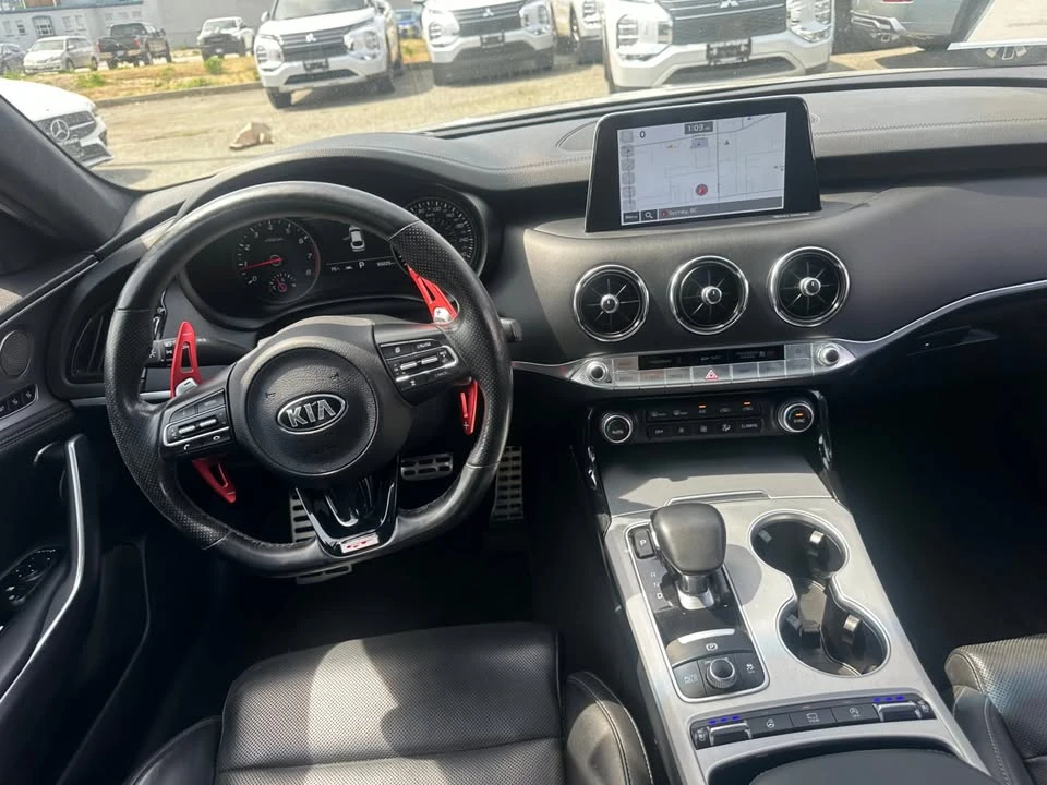 2020 Kia Stinger GT - Image 11 of 13