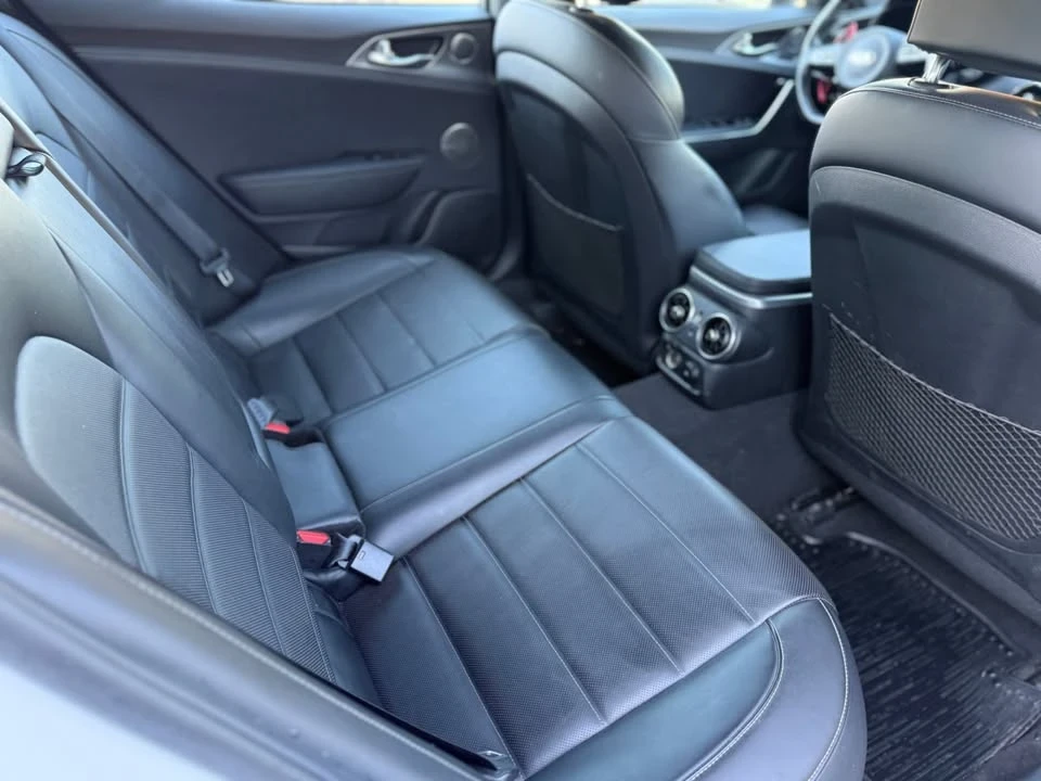 2020 Kia Stinger GT - Image 14 of 15