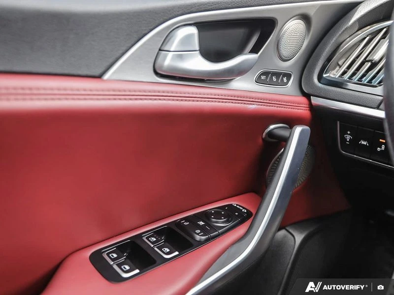 2020 Kia Stinger GT - Image 16 of 20
