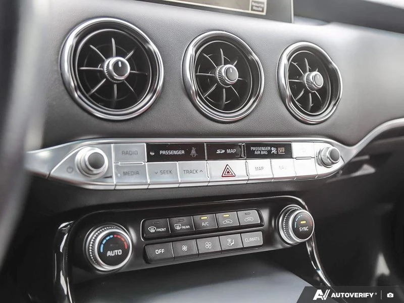 2020 Kia Stinger GT - Image 19 of 20