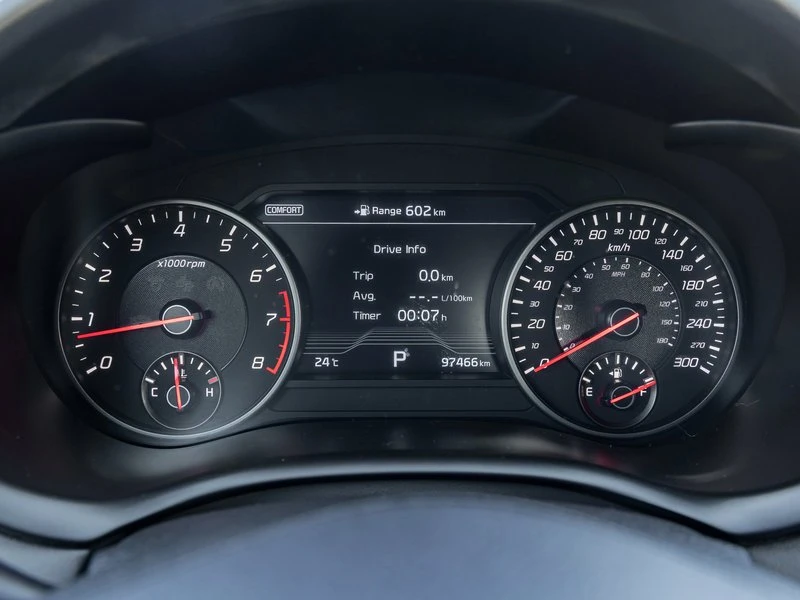 2020 Kia Stinger GT - Image 11 of 20