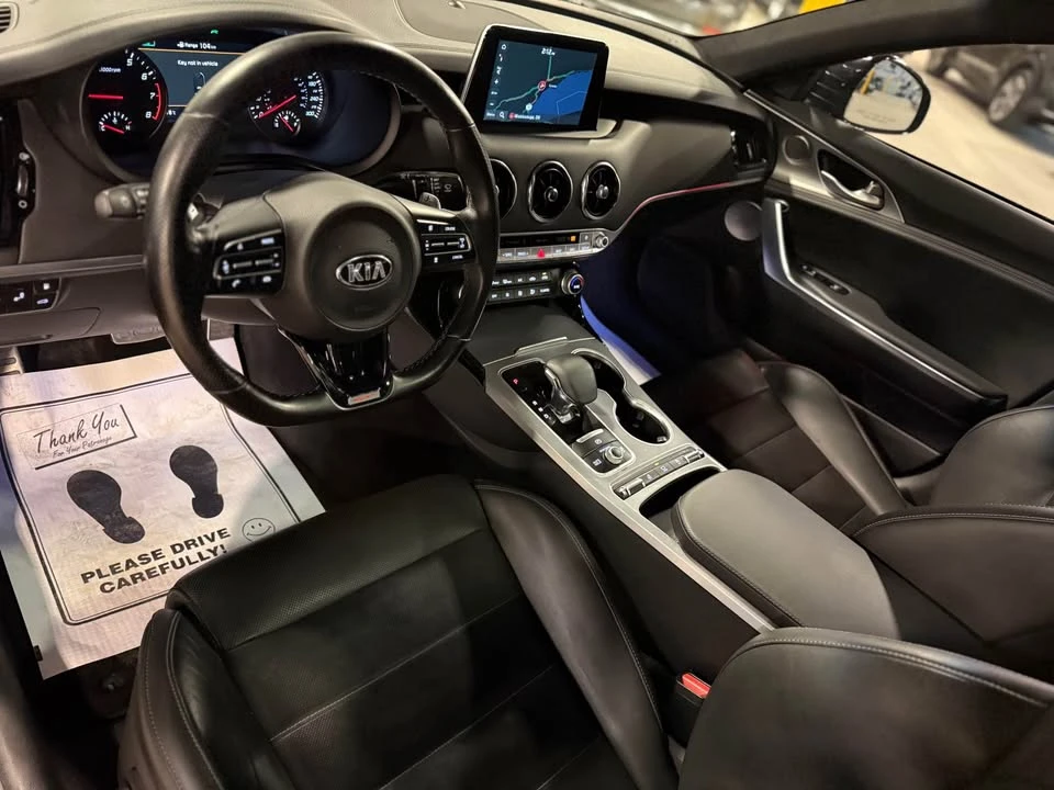 2020 Kia Stinger GT - Image 11 of 18