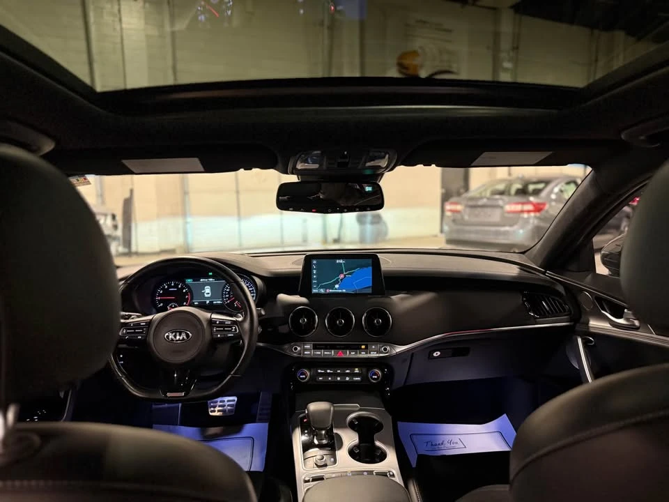 2020 Kia Stinger GT - Image 13 of 18