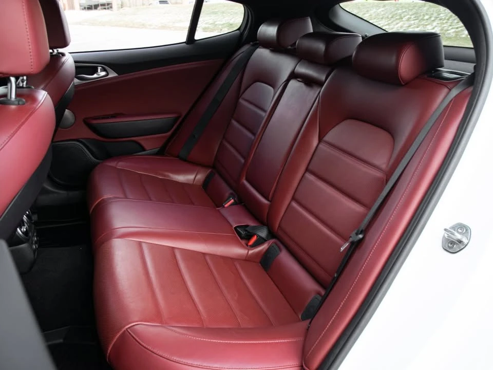 2020 Kia Stinger GT - Image 4 of 10