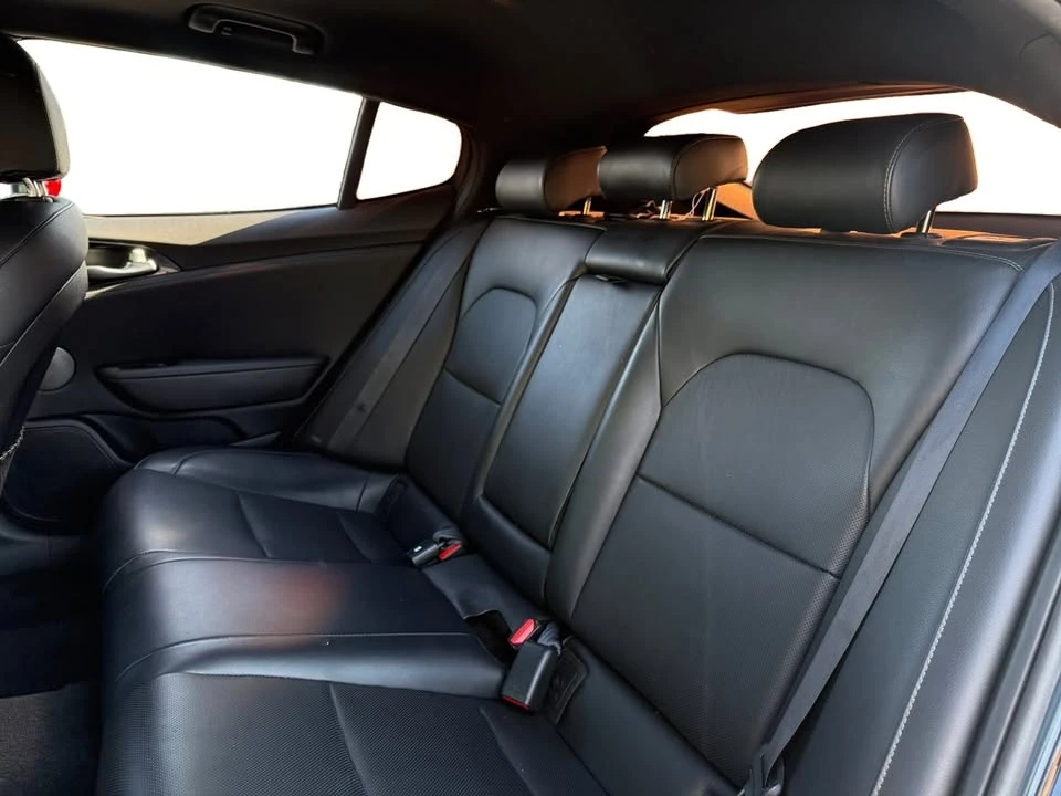 2020 Kia Stinger GT - Image 13 of 20