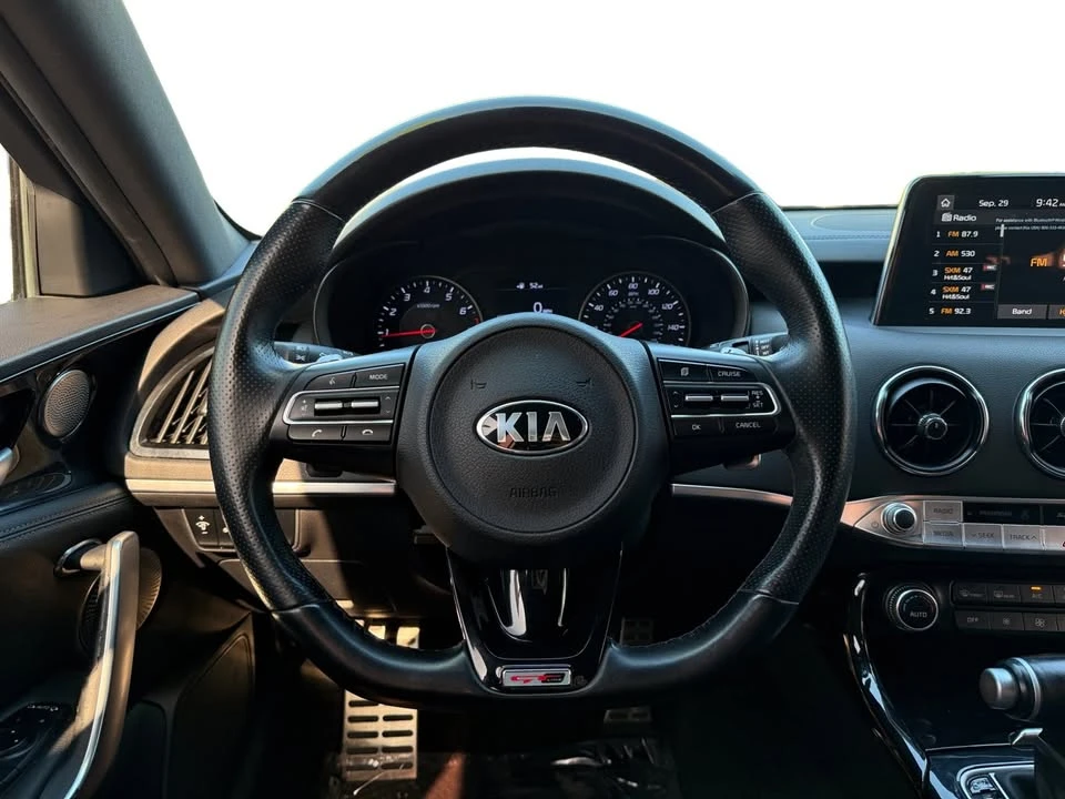 2020 Kia Stinger GT - Image 12 of 20