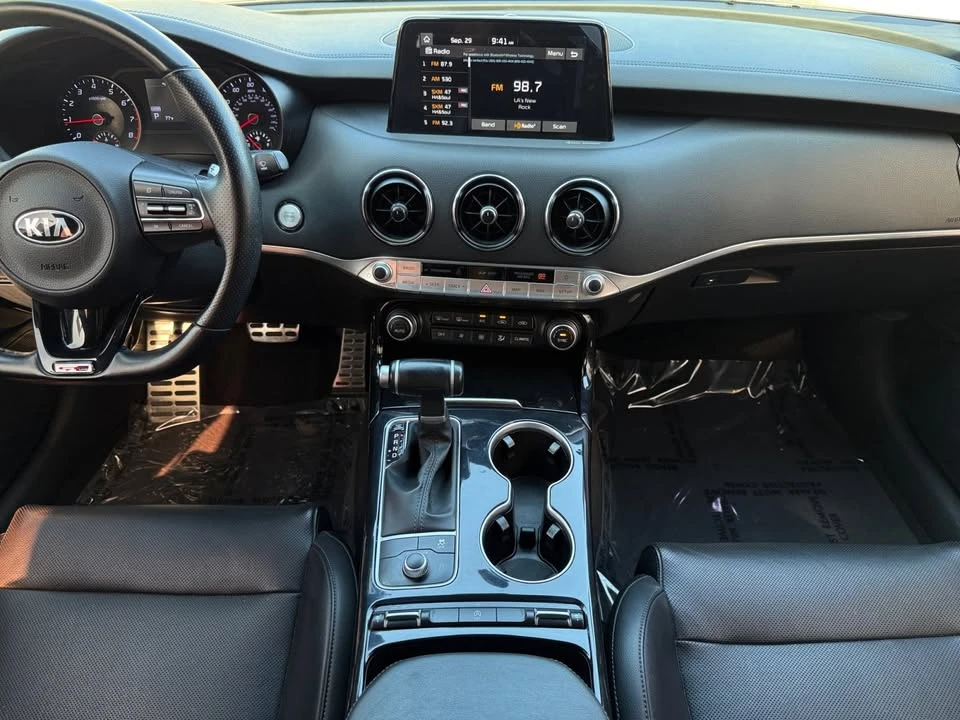 2020 Kia Stinger GT - Image 11 of 20
