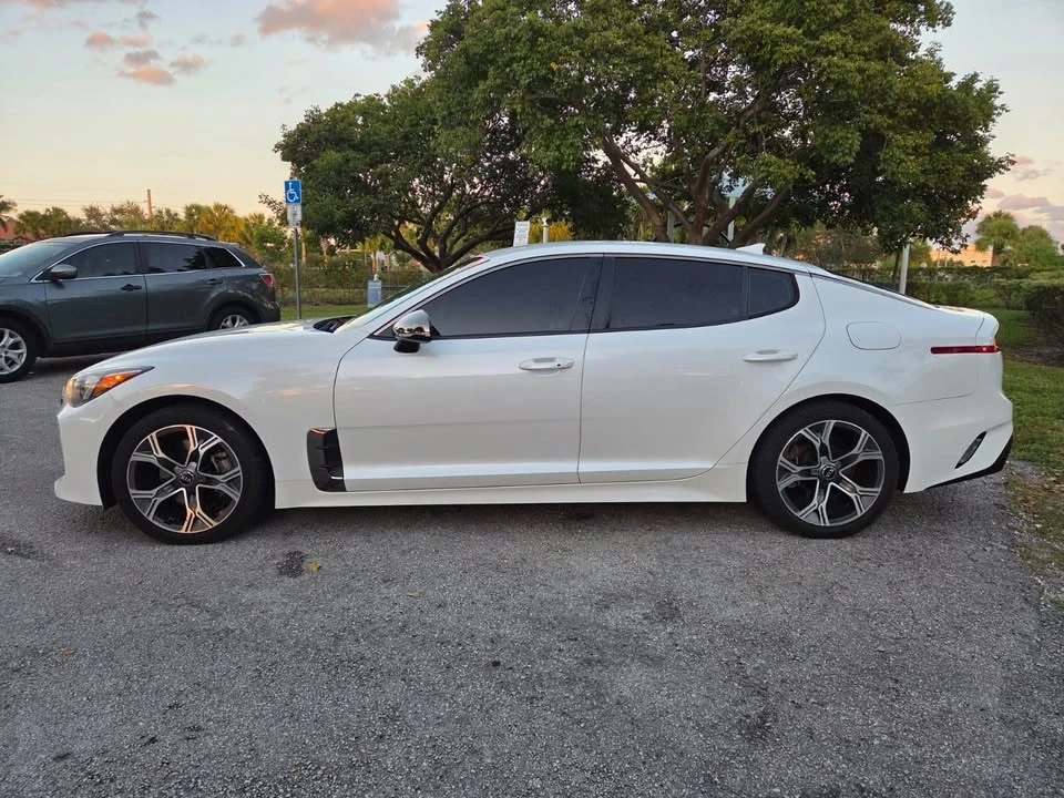 2020 Kia Stinger - Image 10 of 10