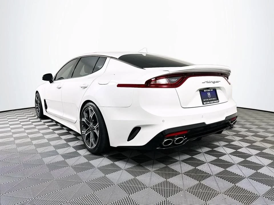 2020 Kia Stinger - Image 10 of 19