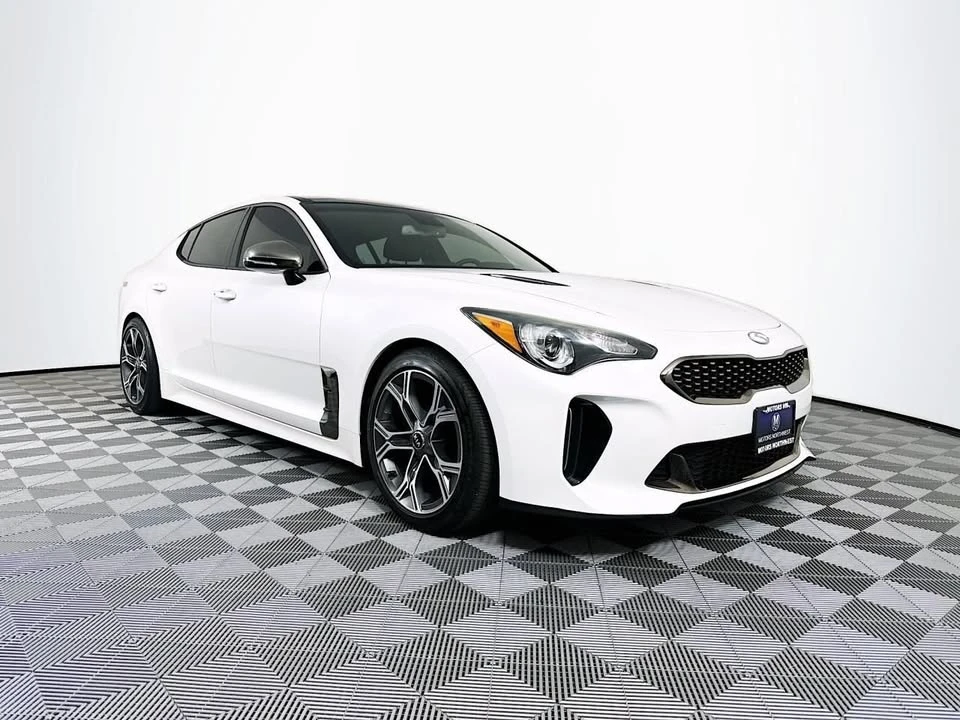 2020 Kia Stinger - Image 2 of 19