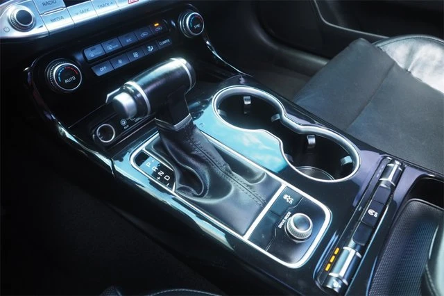 2020 Kia Stinger - Image 11 of 20