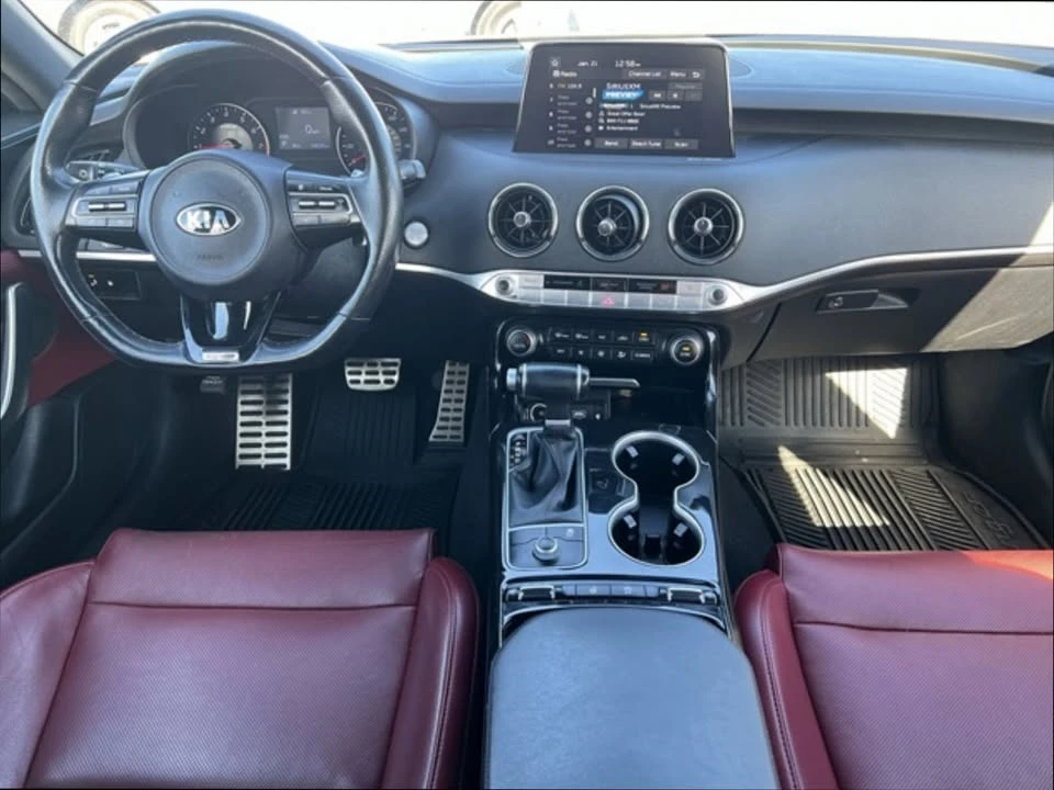 2020 Kia Stinger - Image 8 of 17