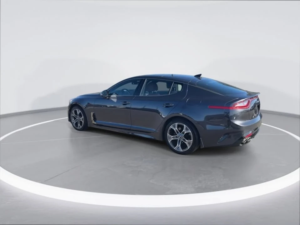 2020 Kia Stinger - Image 5 of 17