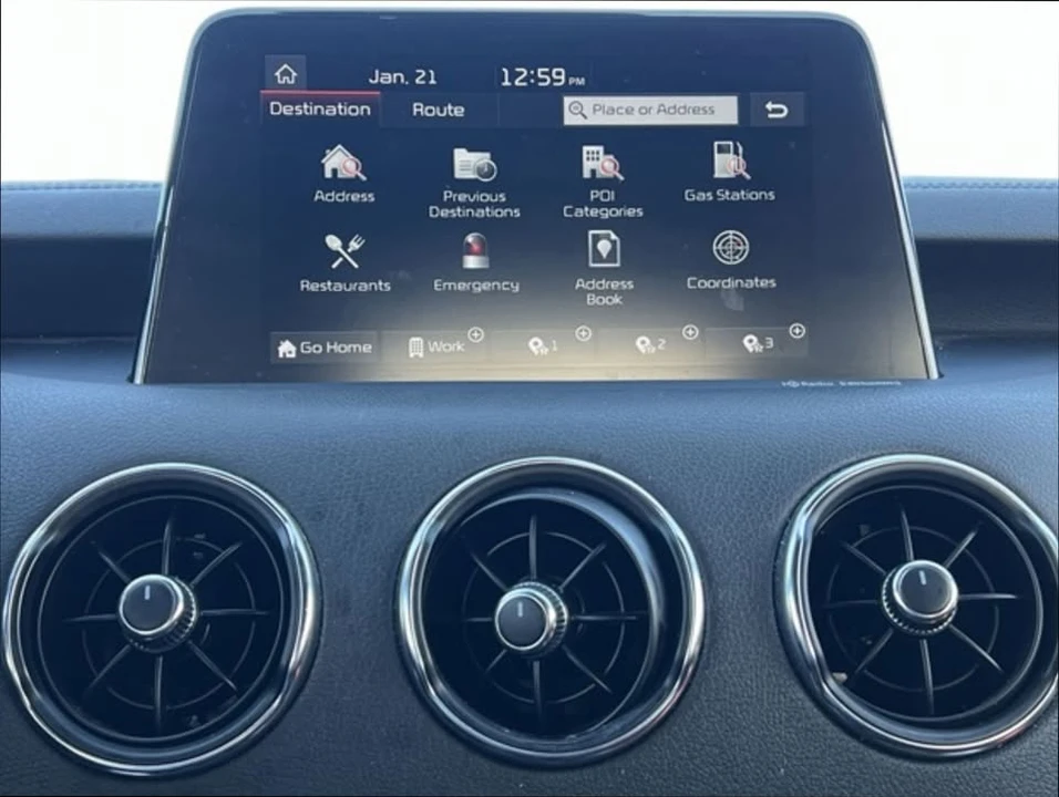 2020 Kia Stinger - Image 12 of 17