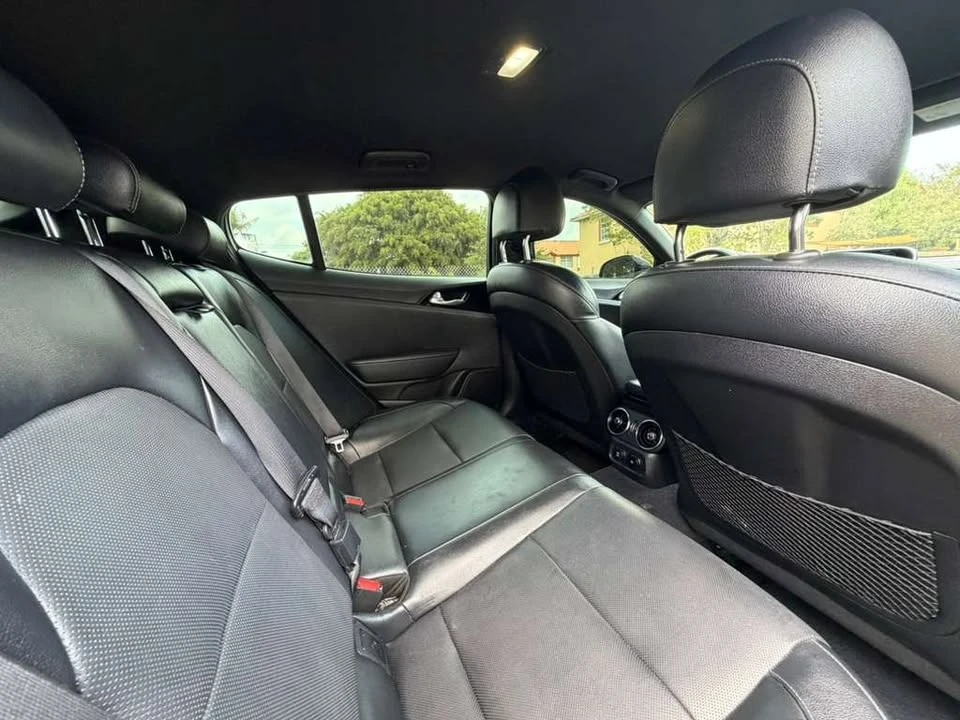 2020 Kia Stinger - Image 18 of 18