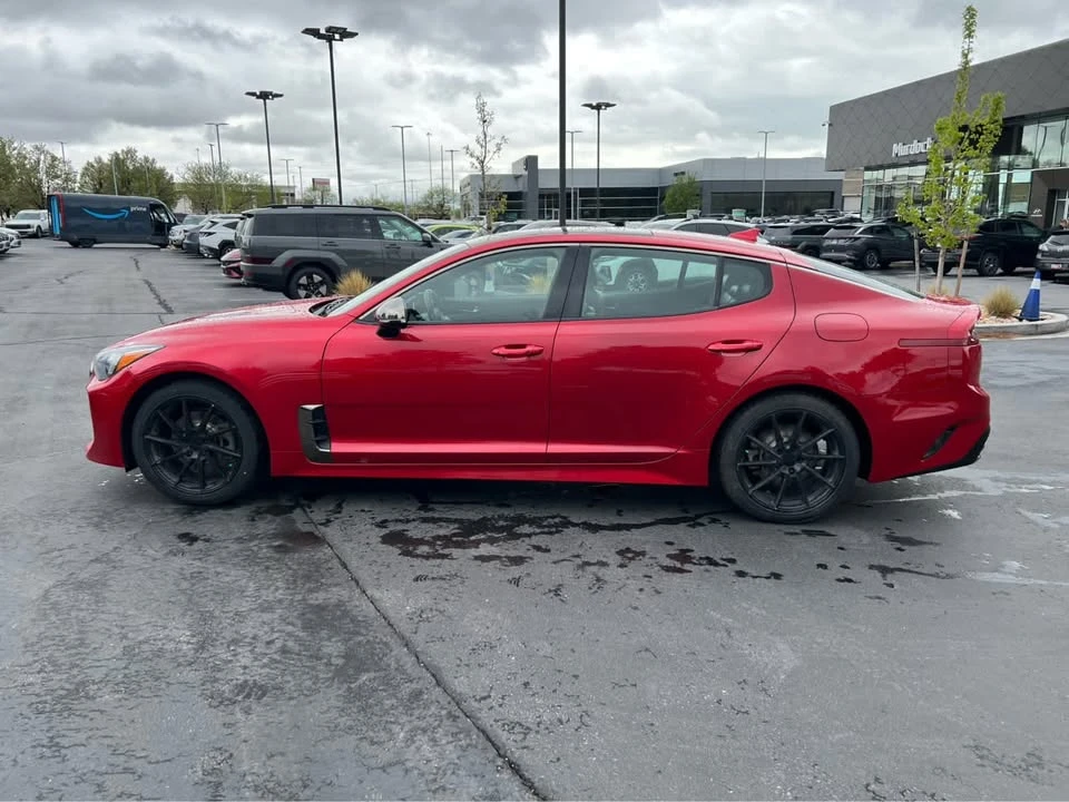 2020 Kia Stinger - Image 3 of 14