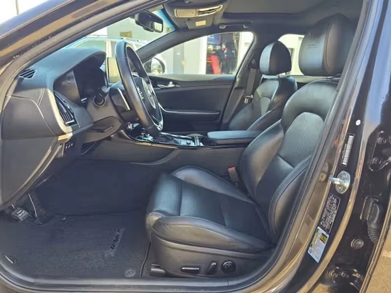 2020 Kia Stinger - Image 12 of 16