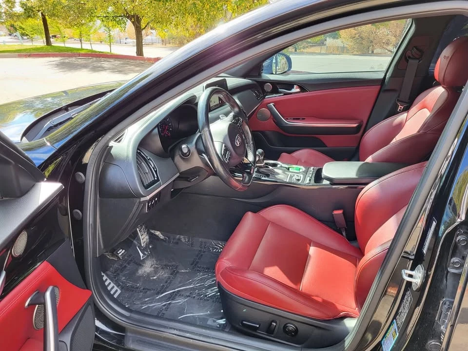 2020 Kia Stinger - Image 10 of 15
