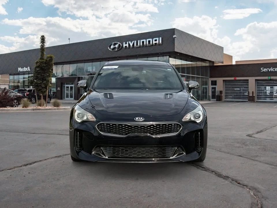 2020 Kia Stinger - Image 8 of 15