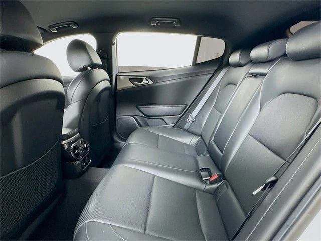 2020 Kia Stinger GT - Image 12 of 18