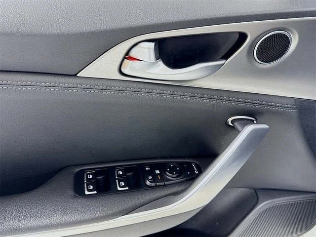 2020 Kia Stinger GT - Image 16 of 18