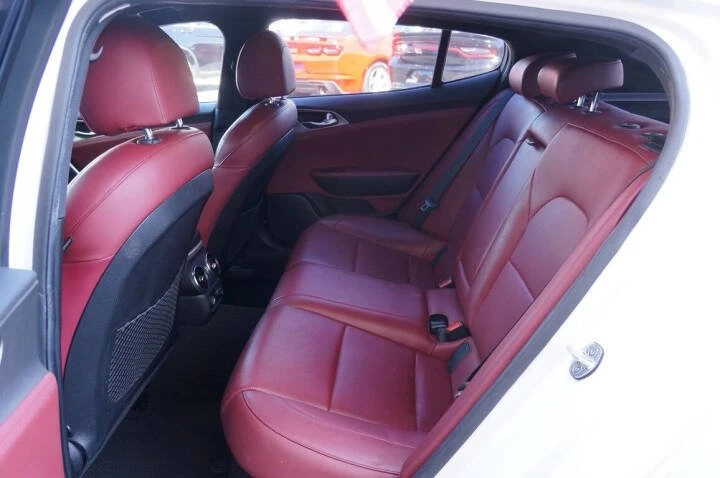 2020 Kia Stinger GT - Image 13 of 14