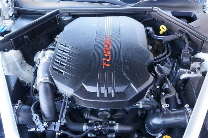 2020 Kia Stinger GT - Image 17 of 17