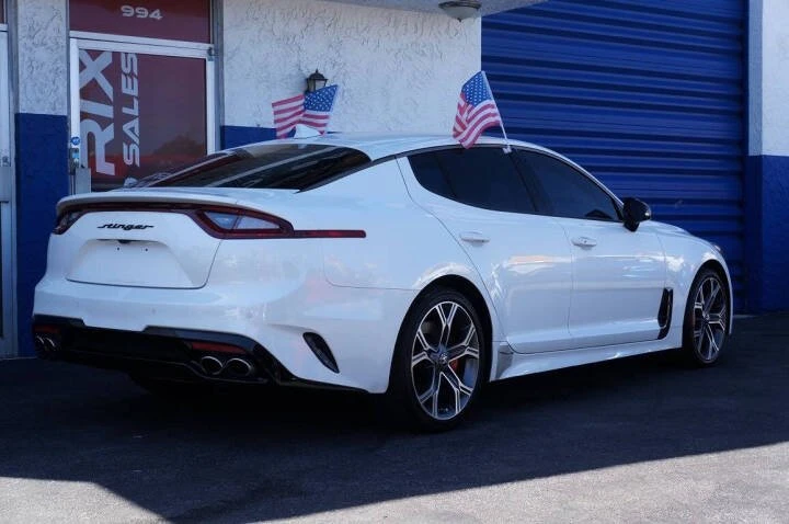 2020 Kia Stinger GT - Image 7 of 17