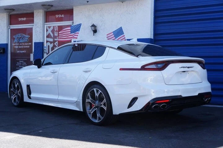 2020 Kia Stinger GT - Image 5 of 17