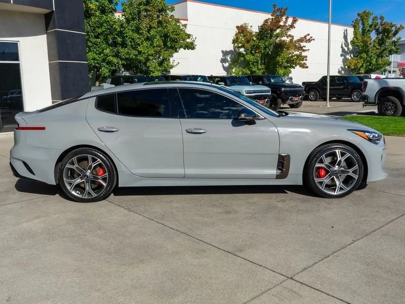 2020 Kia Stinger GT - Image 4 of 16