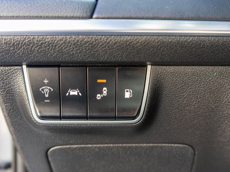 2020 Kia Stinger GT - Image 15 of 16