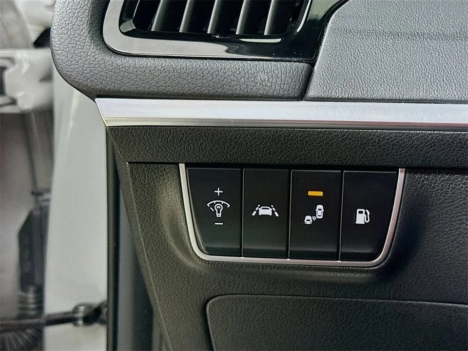 2020 Kia Stinger GT - Image 12 of 20