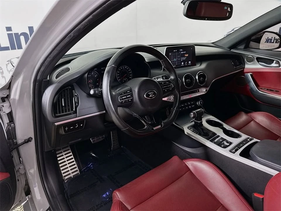 2020 Kia Stinger GT - Image 10 of 20
