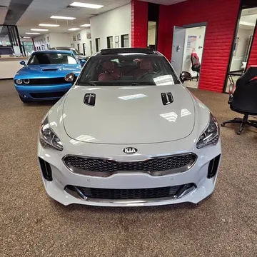 2020 Kia Stinger GT1