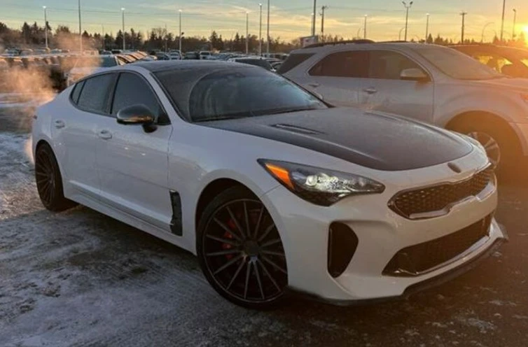 2020 Kia Stinger GT - Image 2 of 5
