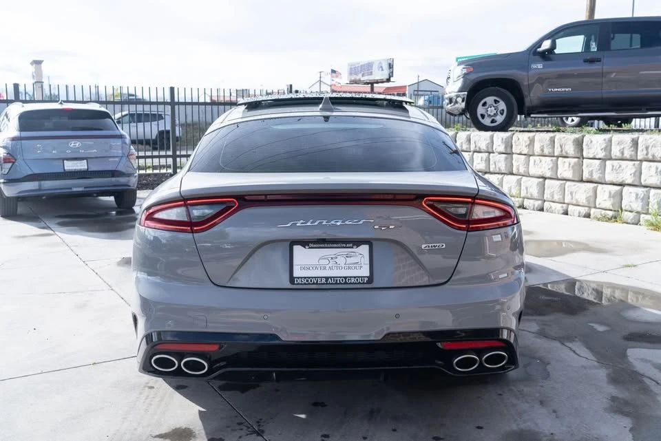 2020 Kia Stinger GT - Image 8 of 20