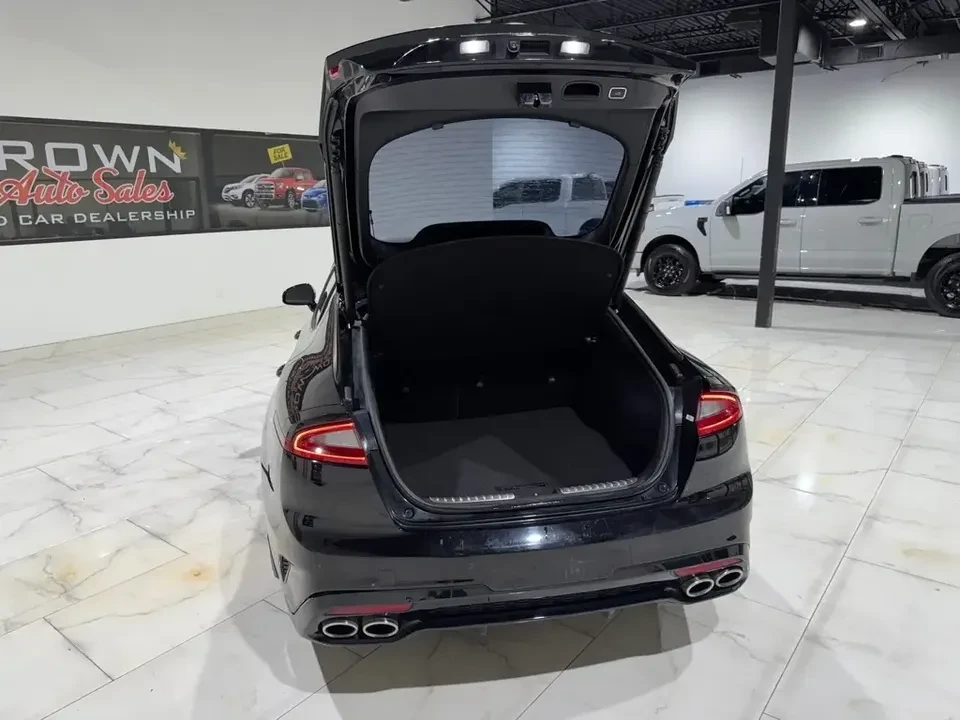 2020 Kia Stinger GT - Image 13 of 20