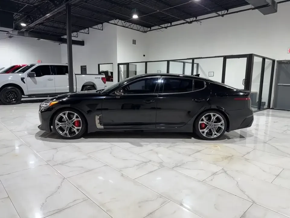 2020 Kia Stinger GT - Image 8 of 20