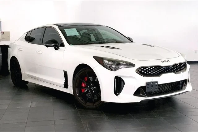 2020 Kia Stinger GT - Image 2 of 12