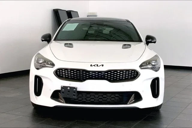 2020 Kia Stinger GT - Image 3 of 12