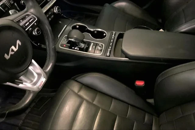 2020 Kia Stinger GT - Image 7 of 12