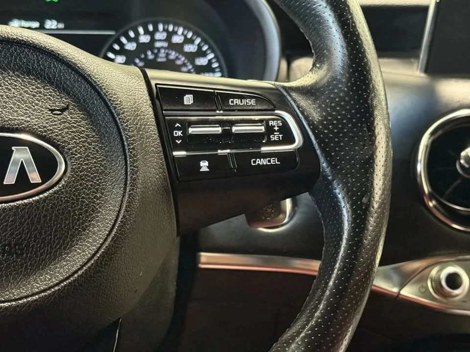 2020 Kia Stinger GT - Image 17 of 20