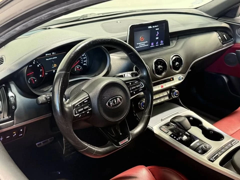 2020 Kia Stinger GT - Image 13 of 20