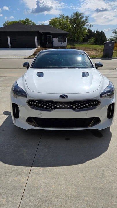 2020 Kia Stinger GT - Image 4 of 8