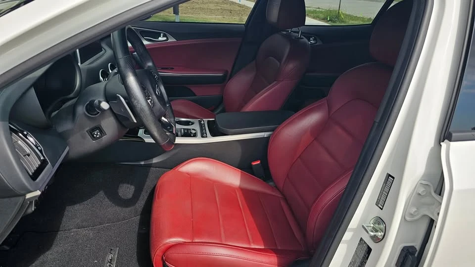 2020 Kia Stinger GT - Image 6 of 8