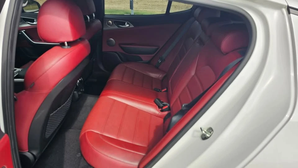 2020 Kia Stinger GT - Image 5 of 8