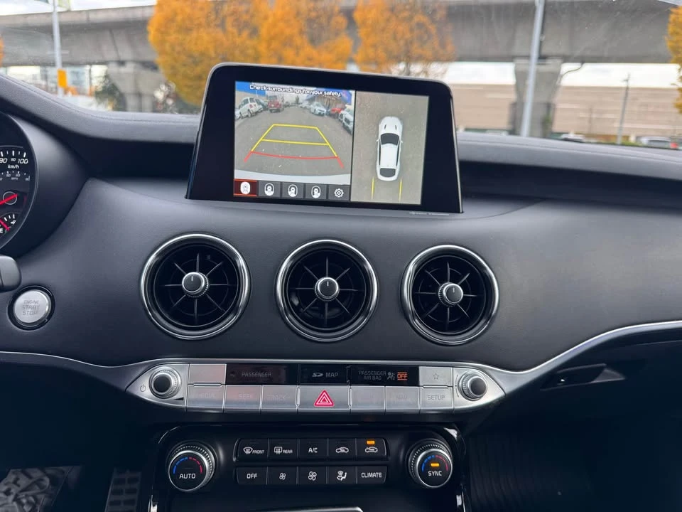 2020 Kia Stinger GT - Image 15 of 19