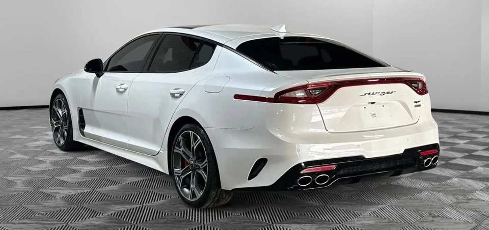2020 Kia Stinger GT - Image 2 of 13