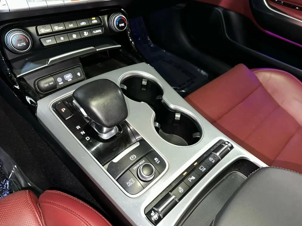 2020 Kia Stinger GT - Image 10 of 13